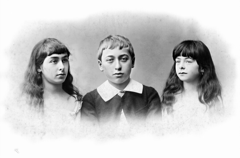 Horace Finaly et ses deux sœurs, Mary et Florence.